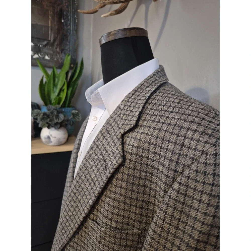 Perry Ellis Vintage 47R Gray Plaid Wool Blazer 2 Button Sport Coat USA A504